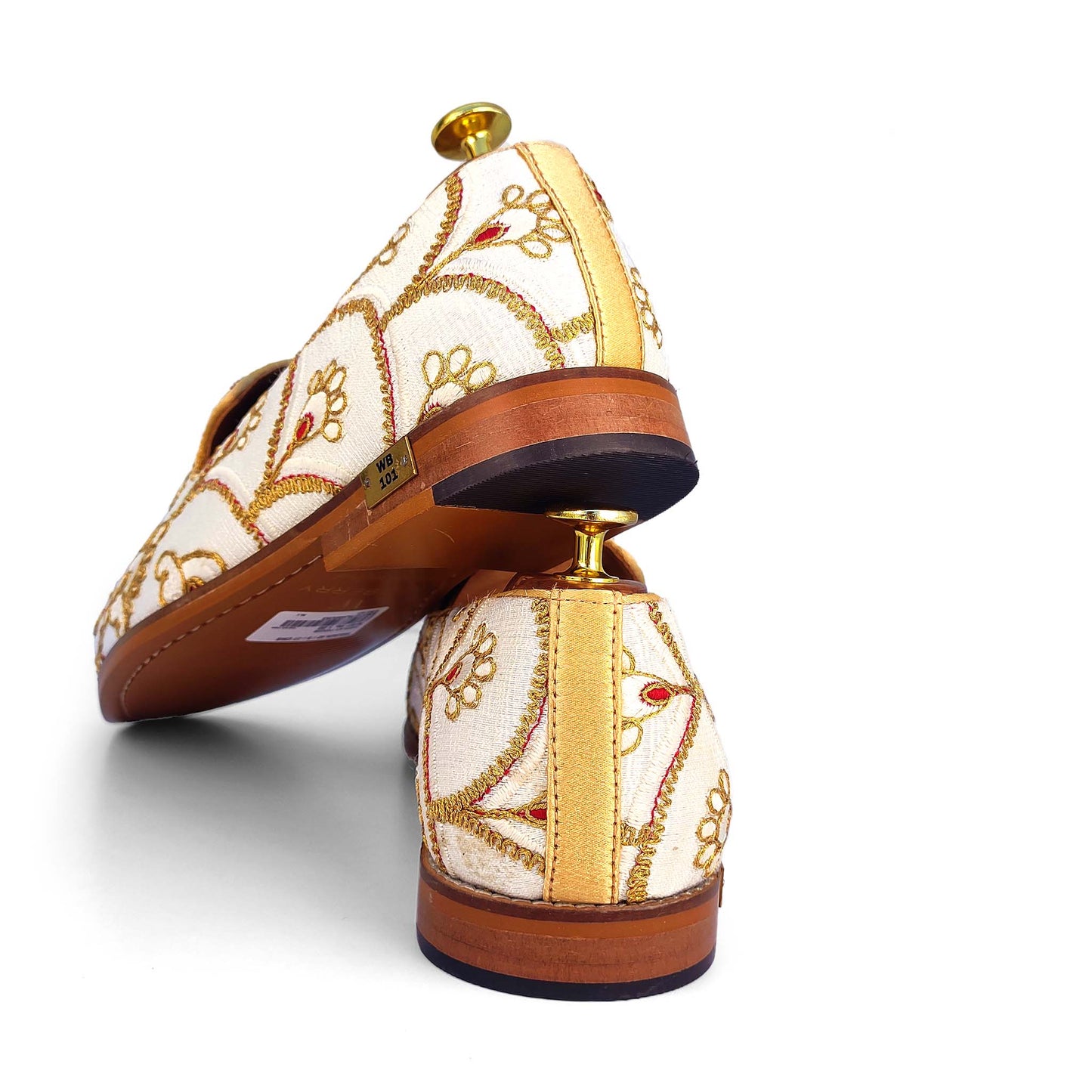 White Golden Embroidery Wedding Ethnic Mojari Shoes for Men