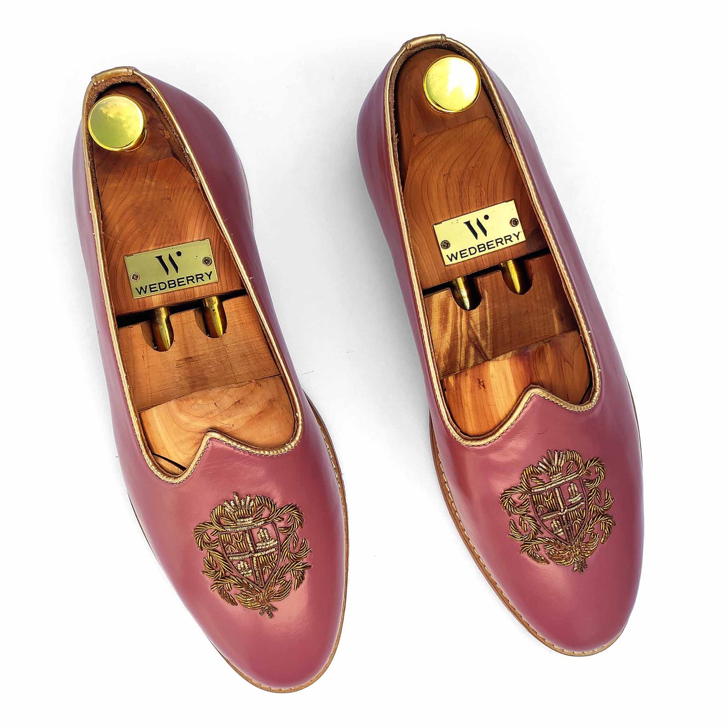 Fusia Zardozi Handwork Nagra Slipon for Men