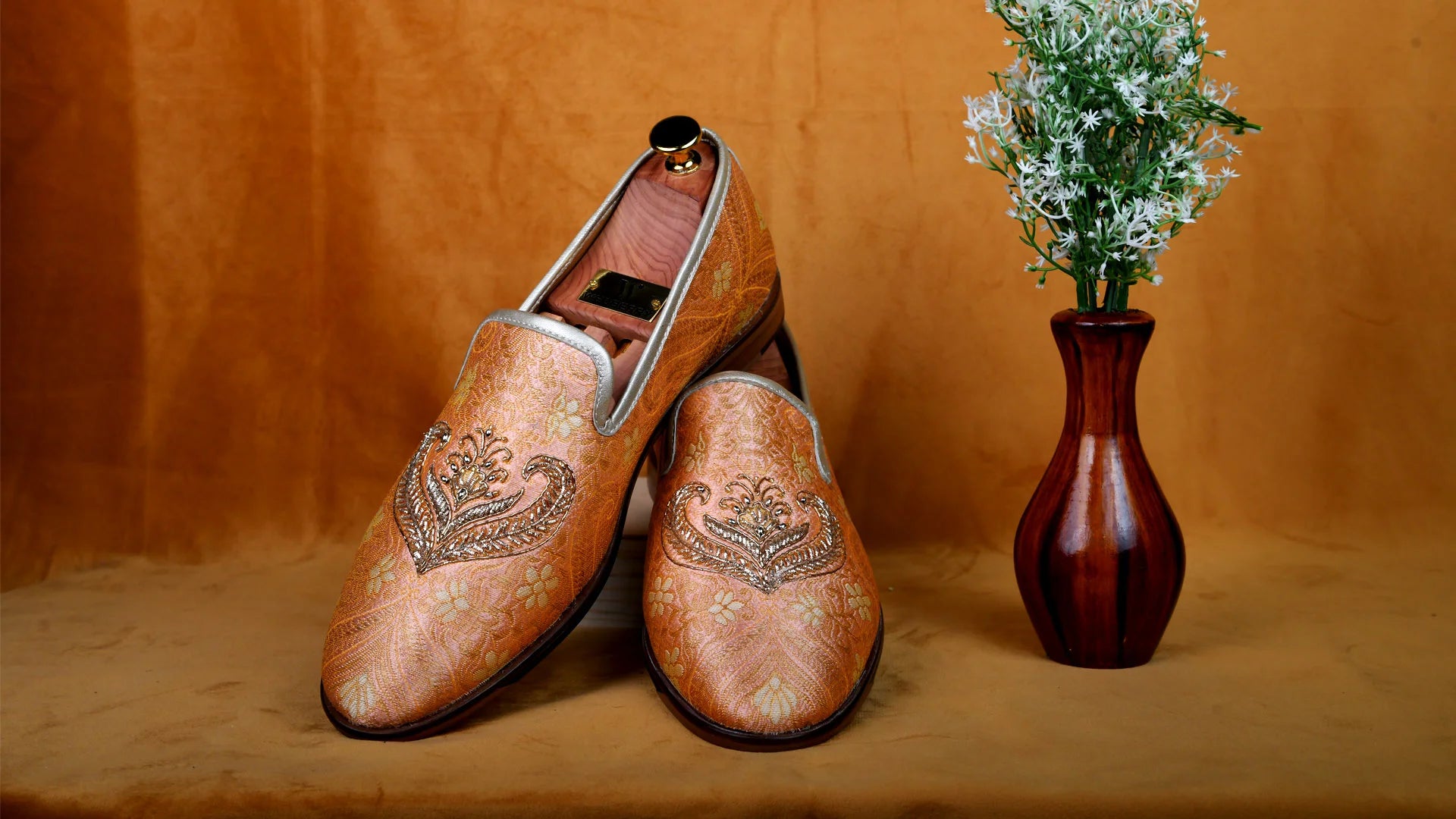 Wedding Juti Mojri Shoe Handwork. Crafted with passion. Wedberry