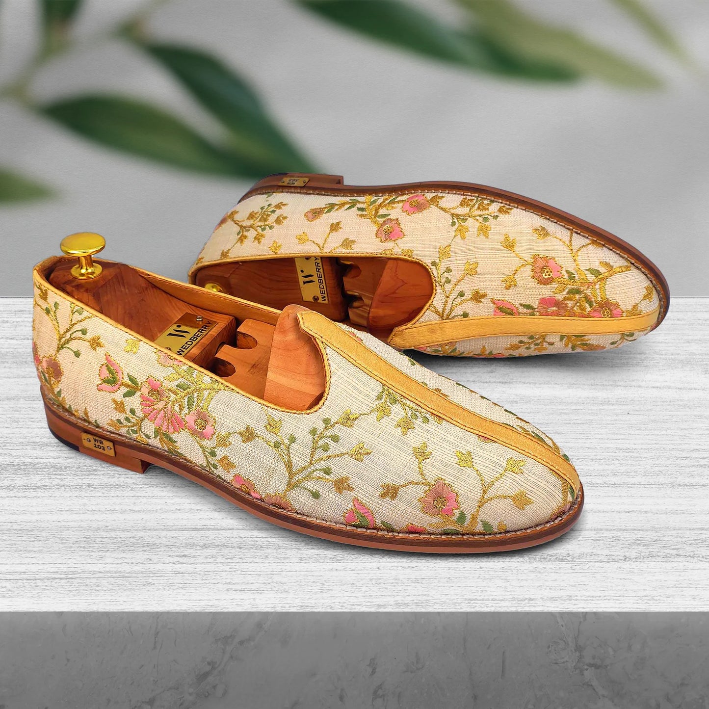 Biege and Multi Color Matching Nagra Mojri Loafer for Men