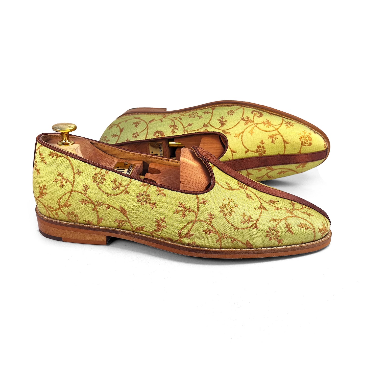 Pista Green Embroidery Wedding Mojari for Men