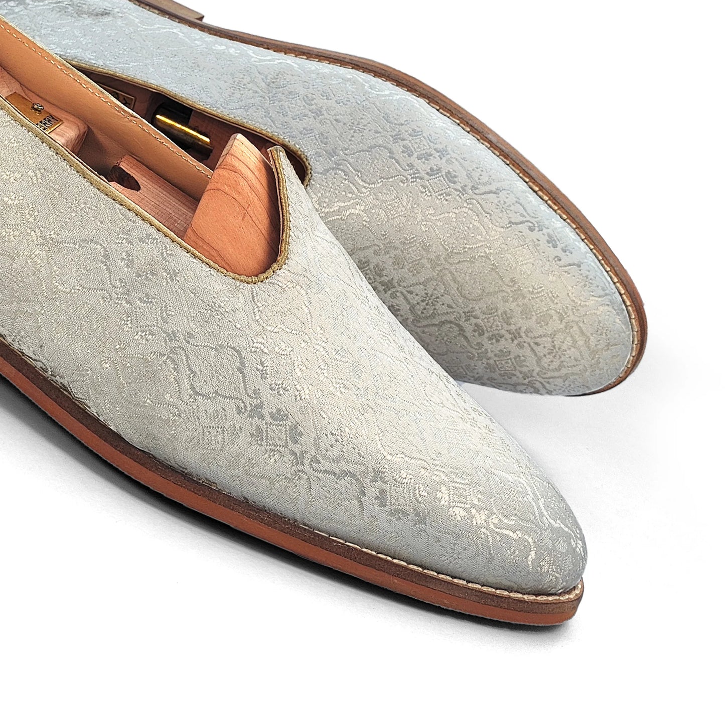 White Brocket Wedding Shoes Ethnic Moajri Nagra Party Loafers for Men