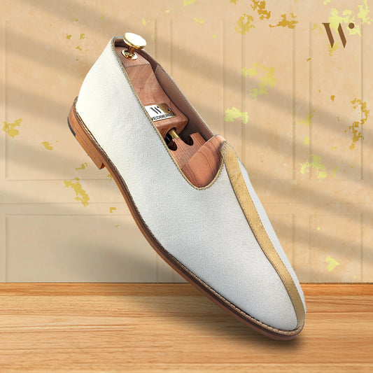 Off White Solid Wedding Shoes Mojari for Men