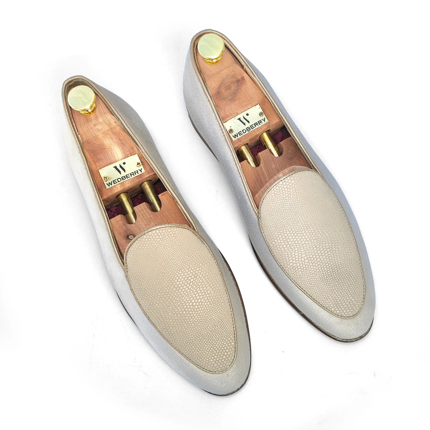 Jave Python in Ivory Velvet