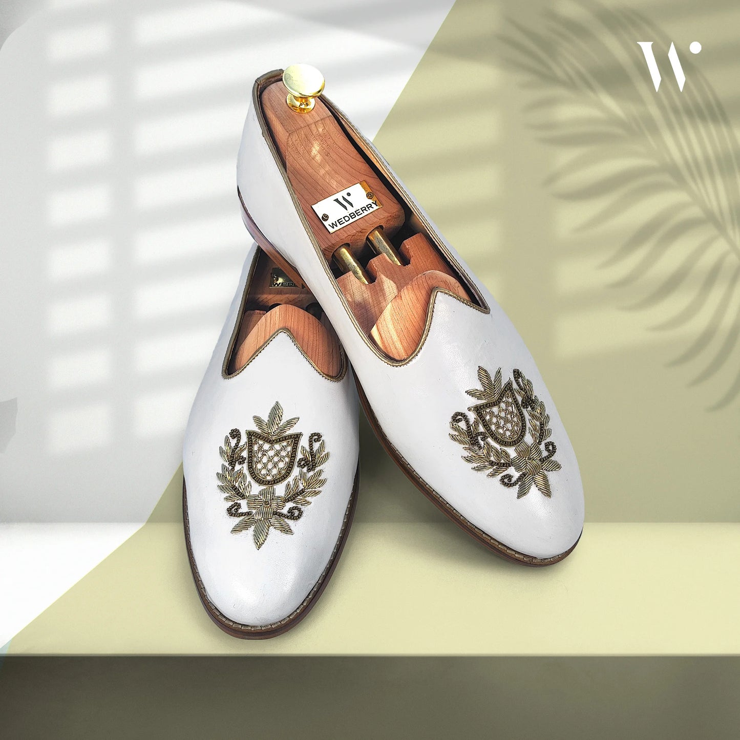 White Light Gold Zardozi Handwork Wedding Shoes Ethnic Mojari for Men