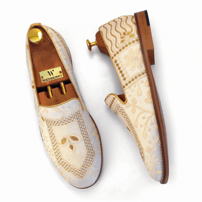 White Gold Embroidery Wedding Ethnic Loafer Mojari Slipon for Men