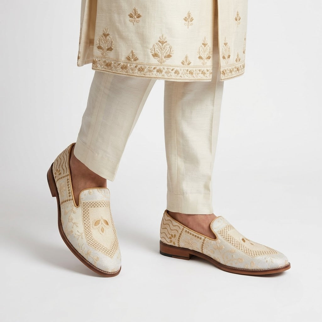 White Gold Embroidery Wedding Ethnic Loafer Mojari Slipon for Men