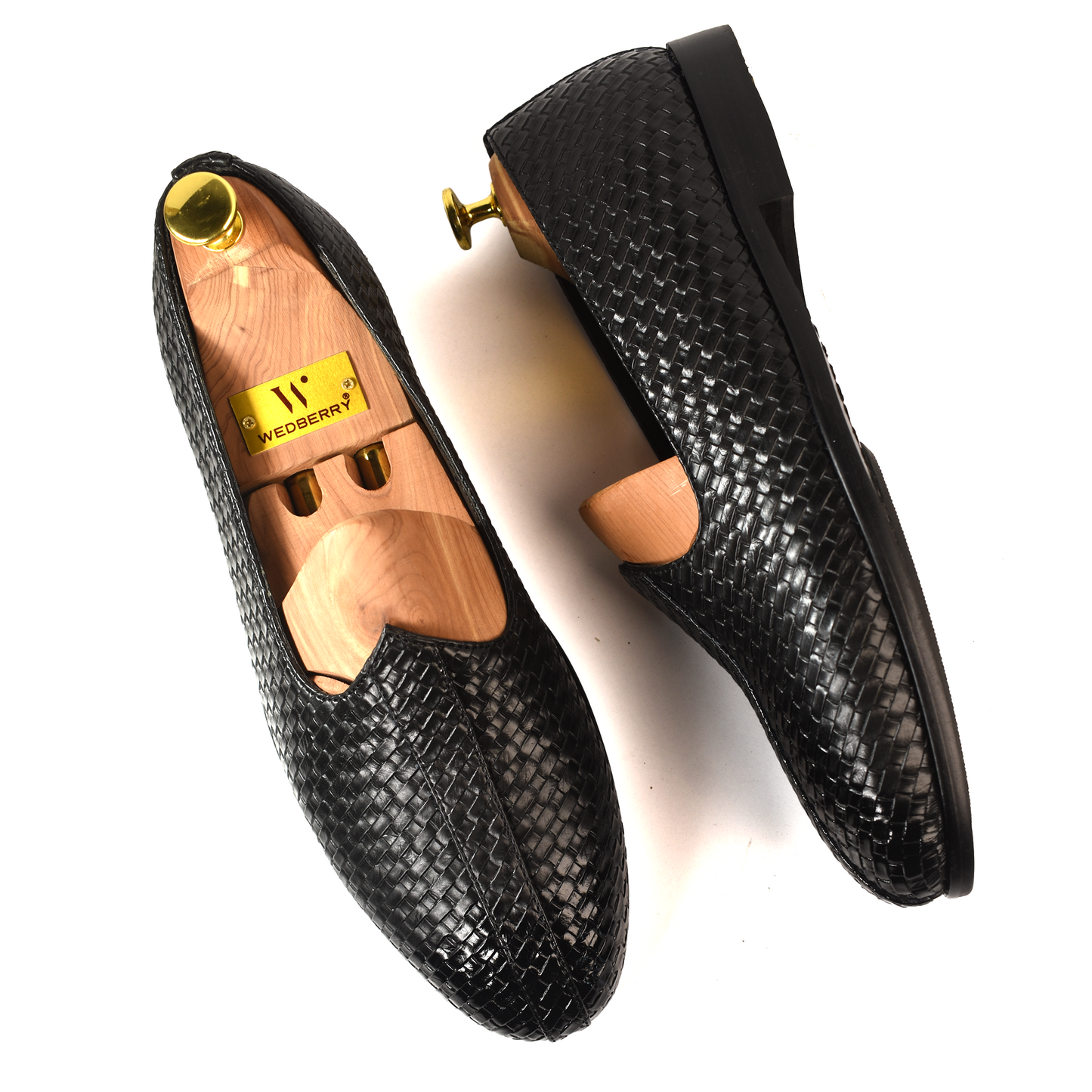 toror-woven-black-nagra-mojari-juti