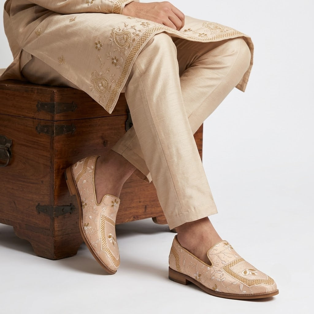 Peach and White Embroidery Ethnic Wedding Loafer Nagra Mojri for Men