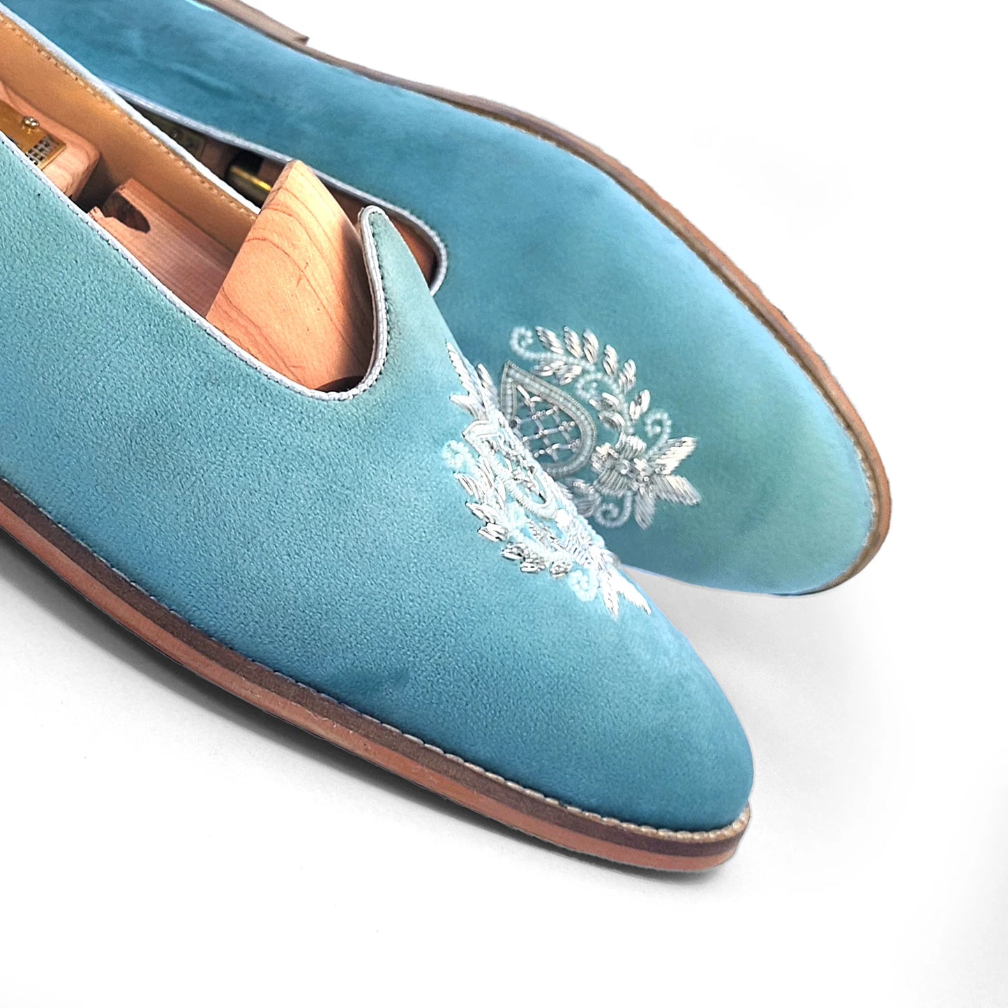 Sky Blue Velvet White Zardozi Handwork Wedding Shoes Ethnic Mojari for Men