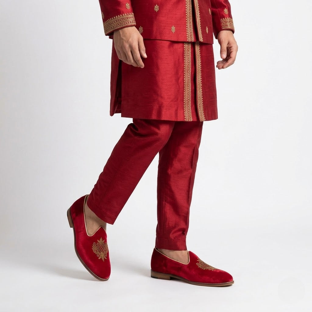 Red Velvet Antique Gold Zardozi Handwork Wedding Shoes Ethnic Mojari for Men