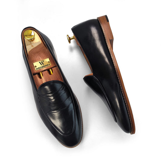 Black Jave Apron Solid Slipon Loafers for Men